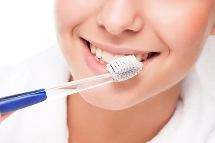 Bí quyết sở hữu hàm răng khỏe mạnh với việc vệ sinh răng miệng đúng cách