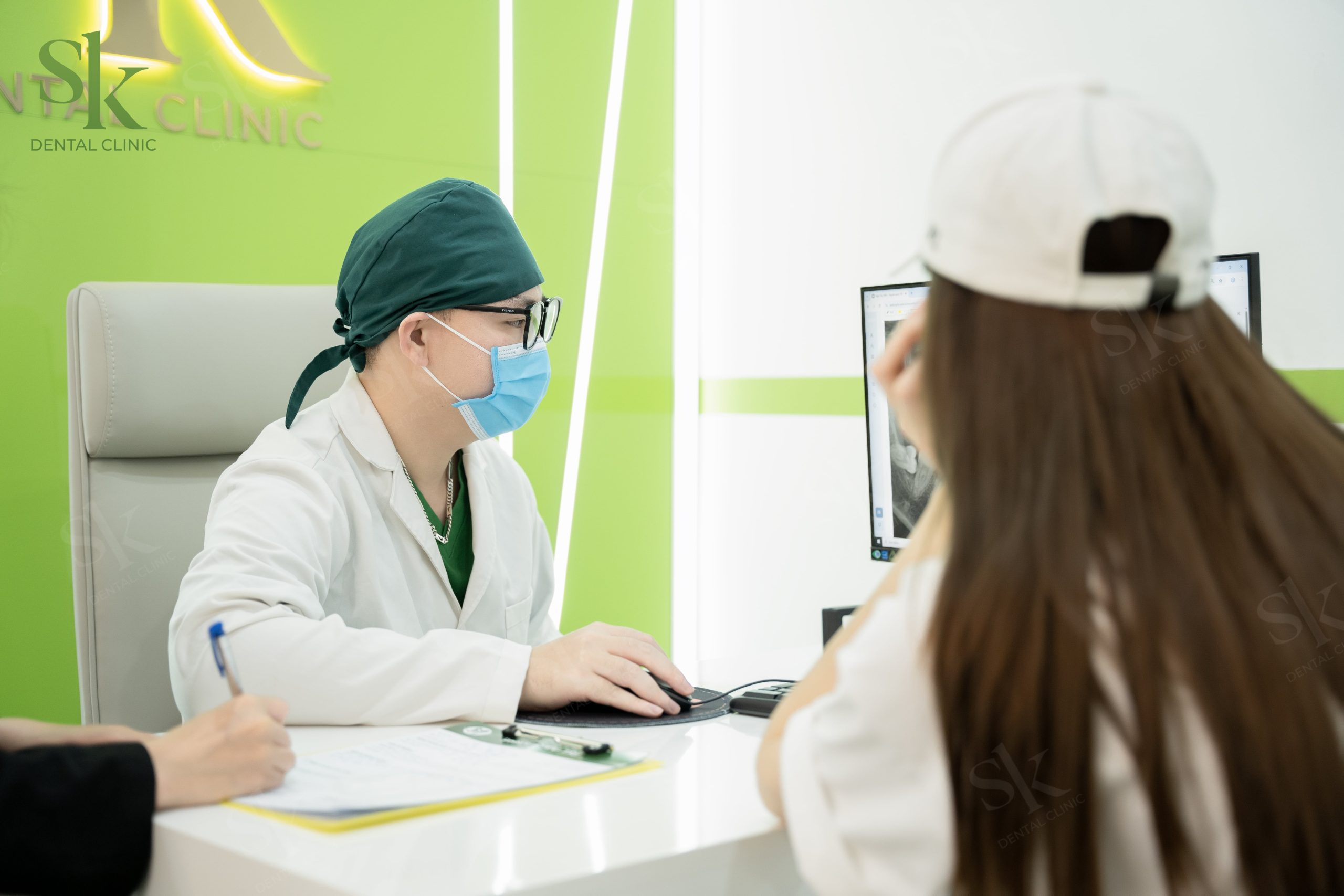 Tư vấn miễn phí để chọn loại abutment phù hợp nhất tại Nha Khoa SK
