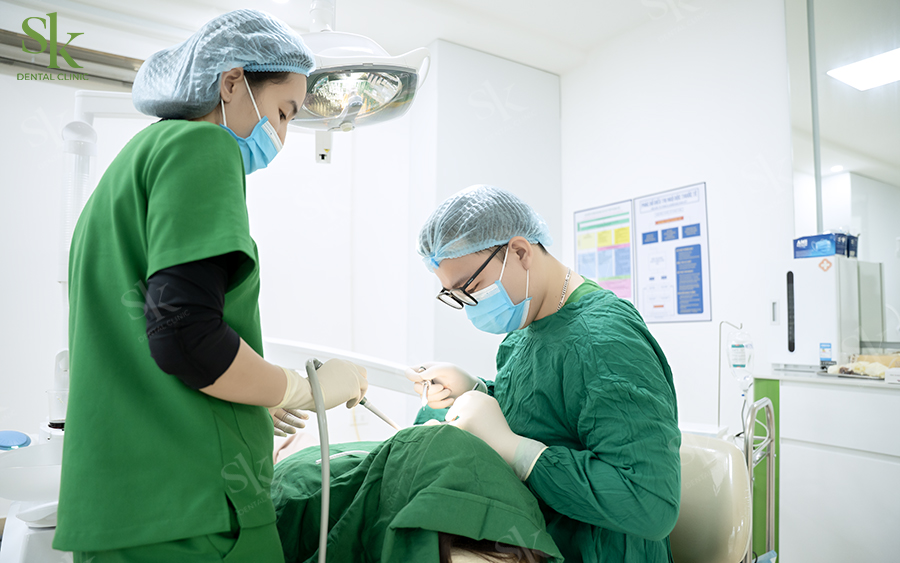 Ghép xương tự thân tại Nha khoa SK Dental
