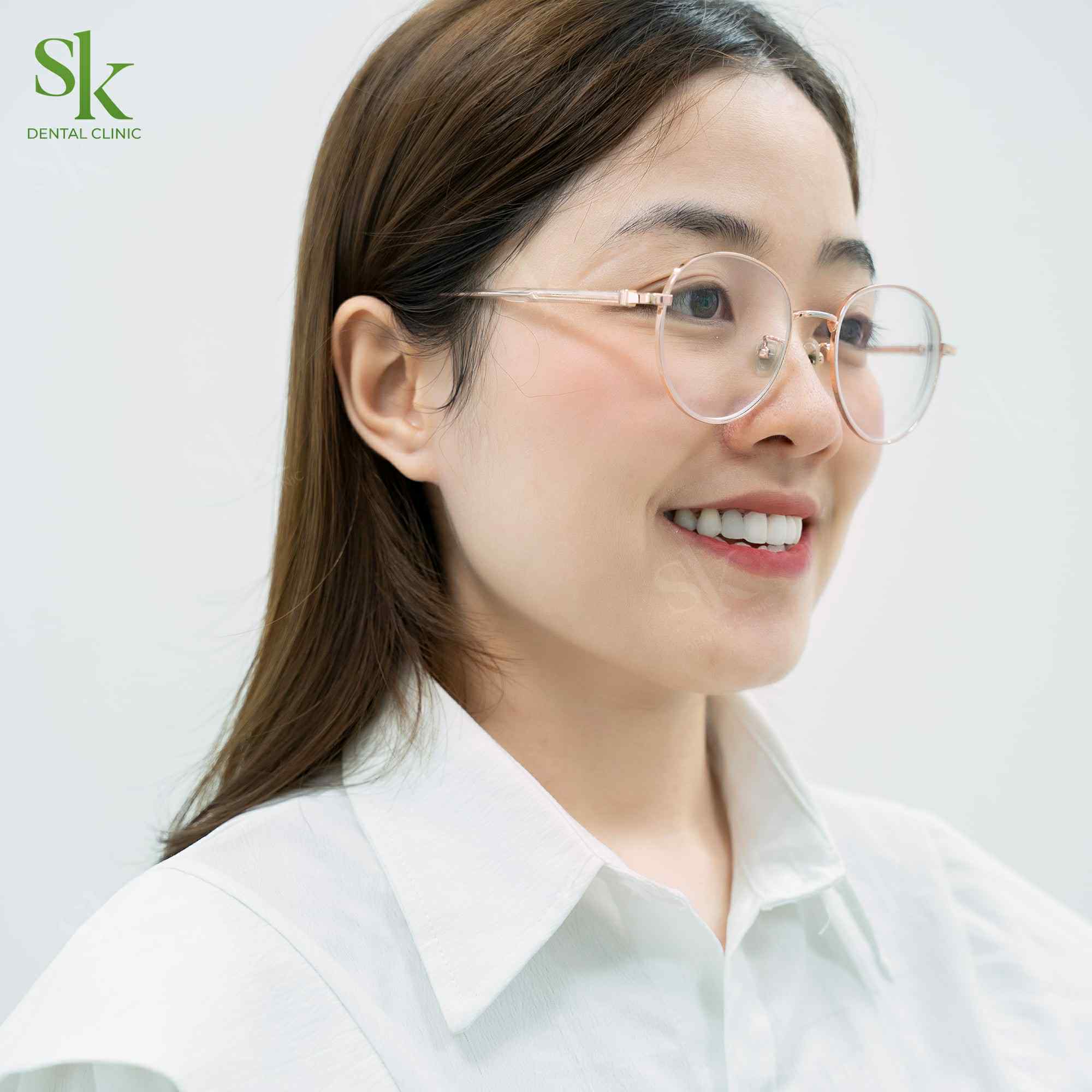 Khách Hàng Trồng răng Implant Đơn Lẻ