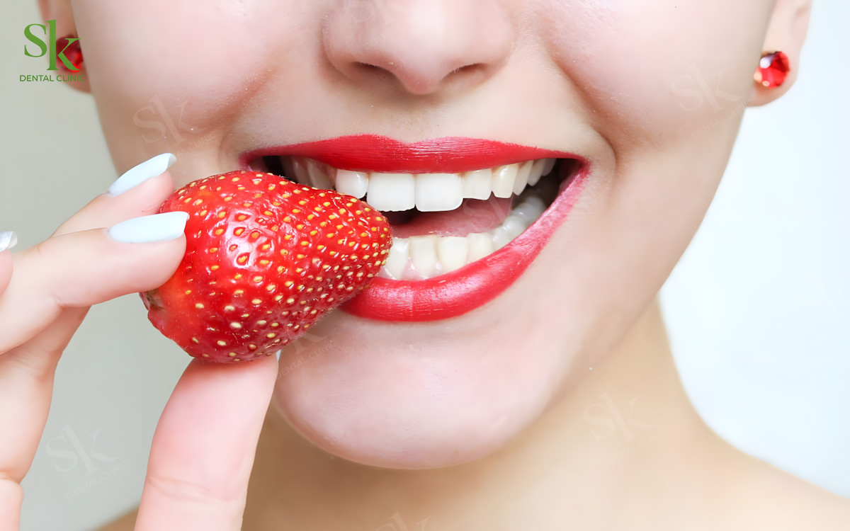 Sau bọc sứ 2-4h là bạn có ăn uống được bình thường