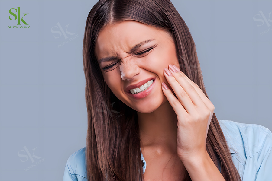 Cảm giác đau khi niềng răng chỉ xuất hiện ngắn hạn và theo từng giai đoạn